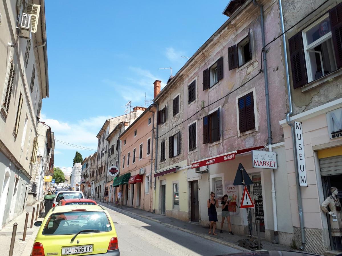 Apartament Batcave Pula Zewnętrze zdjęcie